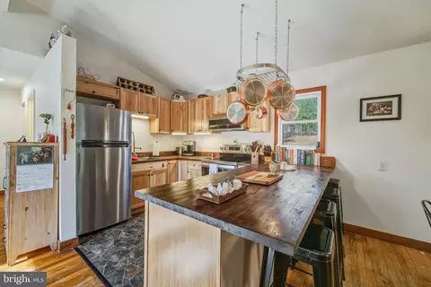 Kitchen - 151 Patrick Ln, Mount Jackson, VA 22842 photo 5 of 5