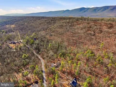 View/Area - 151 Patrick Ln, Mount Jackson, VA 22842 photo 8 of 12