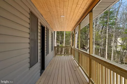 Exterior - 5 Pin Oak Ln, Basye, VA 22810 photo 6 of 7