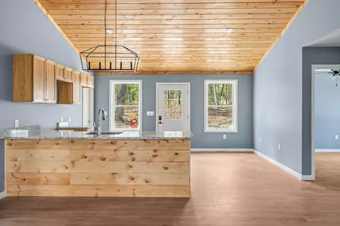 Entry Way - 5 Pin Oak Ln, Basye, VA 22810 photo 2 of 3