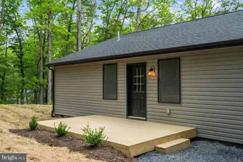 Exterior - 5 Pin Oak Ln, Basye, VA 22810 photo 2 of 7