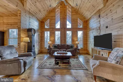 131 Upper Springs Ln, Woodstock, VA 22664