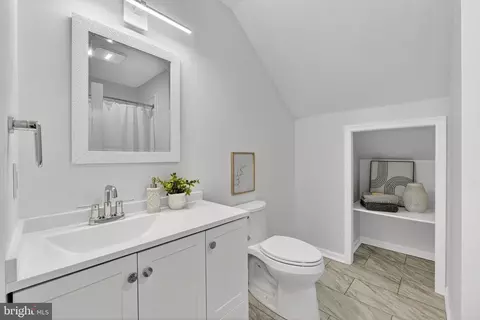 Bath - 1029 Fleming Park Rd, Mount Jackson, VA 22842 photo 3 of 3