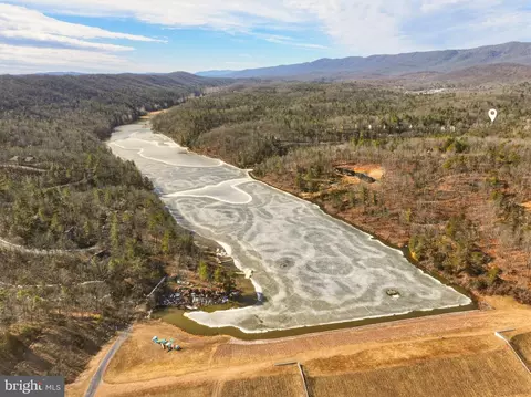 View/Area - 331 King # A, Basye, VA 22810 photo 10 of 11