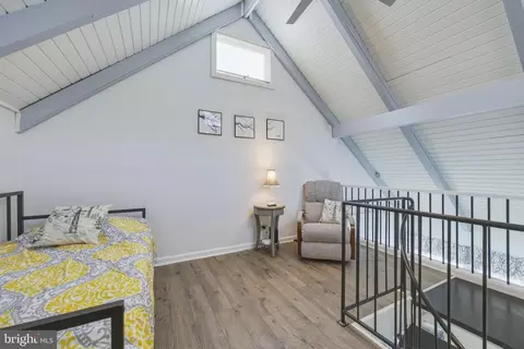 Bedroom - 331 King # A, Basye, VA 22810 photo 4 of 6