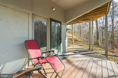Exterior - 331 King # A, Basye, VA 22810 photo 4 of 7