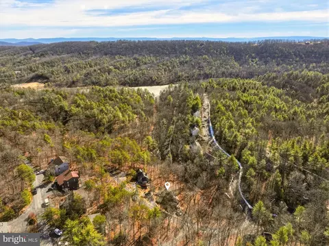 View/Area - 331 King # A, Basye, VA 22810 photo 4 of 11