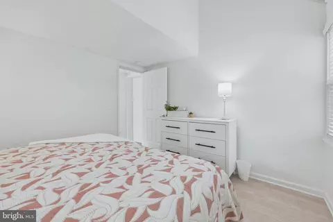 Bedroom - 331 King # A, Basye, VA 22810 photo 3 of 6