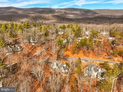 View/Area - 331 King # A, Basye, VA 22810 photo 2 of 11