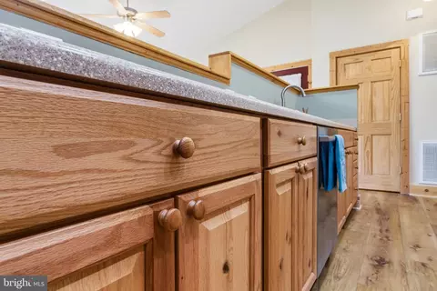 86 Maple Ave, Mount Jackson, VA 22842 photo 8