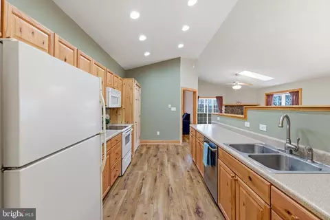 86 Maple Ave, Mount Jackson, VA 22842 photo 6