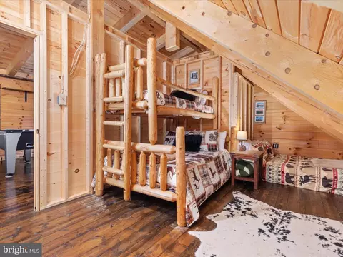 Bedroom - 193 Ash Ln, Mount Jackson, VA 22842 photo 11 of 12