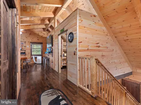 Entry Way - 193 Ash Ln, Mount Jackson, VA 22842 photo 1 of 3