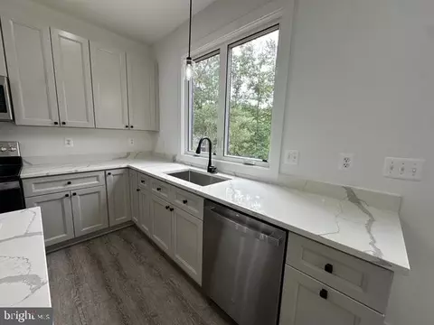 64 Elm Ct, Basye, VA 22810 photo 8