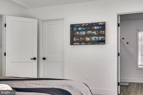 Bedroom - 1355 Greenview Dr, Basye, VA 22810 photo 22 of 23