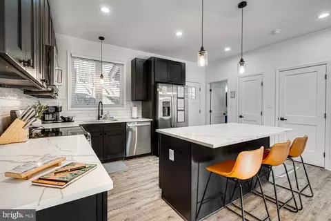 Kitchen - 1355 Greenview Dr, Basye, VA 22810 photo 3 of 10