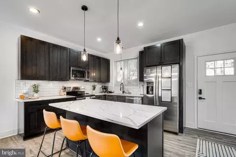 Kitchen - 1355 Greenview Dr, Basye, VA 22810 photo 2 of 10