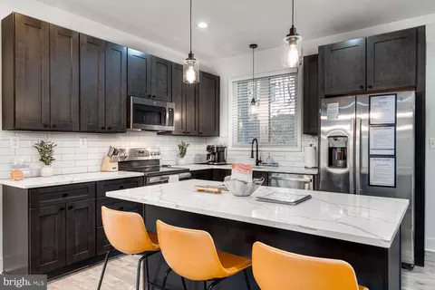Kitchen - 1355 Greenview Dr, Basye, VA 22810 photo 8 of 10