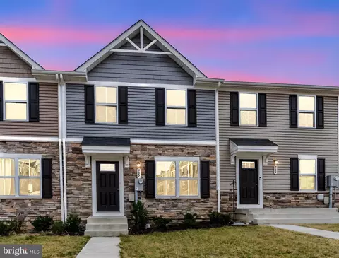 307 Williams St, Strasburg, VA 22657