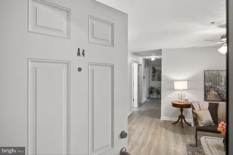 1282 A4 Ox Rd #A-4, Woodstock, VA 22664