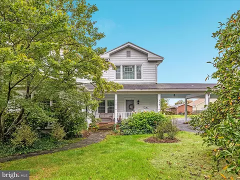 517 W Locust St, Woodstock, VA 22664