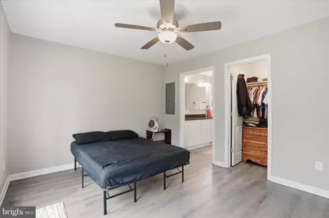 Bedroom - 6131 Moore Ave, Mount Jackson, VA 22842 photo 2 of 4