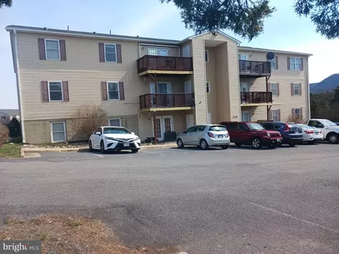 245 K9 Brandy Ct, Strasburg, VA 22657