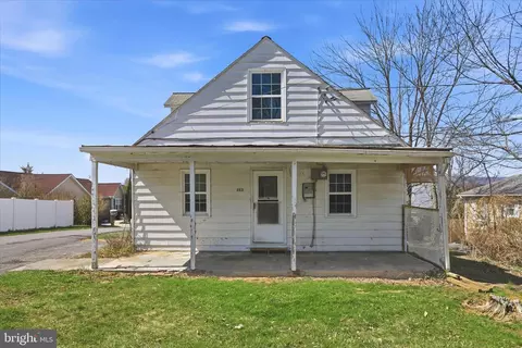 343 Banks Fort Rd, Strasburg, VA 22657