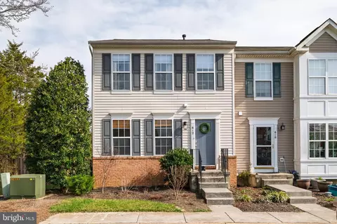 612 Frontier Fort Ln, Strasburg, VA 22657