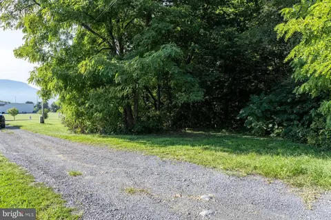 N Main, Mount Jackson, VA 22842 photo 7