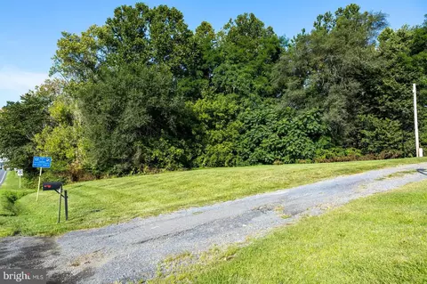 N Main, Mount Jackson, VA 22842 photo 8