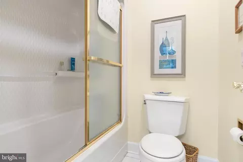 Bath - 474 Beaver Ln, Mount Jackson, VA 22842 photo 6 of 6