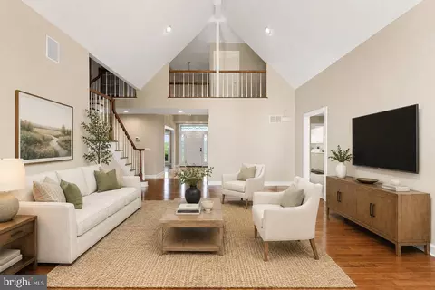 Living - 474 Beaver Ln, Mount Jackson, VA 22842 photo 9 of 9