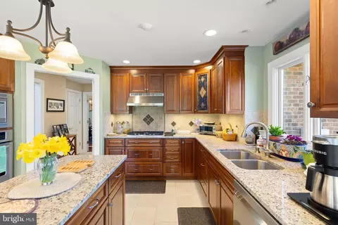 Kitchen - 474 Beaver Ln, Mount Jackson, VA 22842 photo 8 of 9