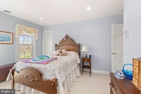 Bedroom - 474 Beaver Ln, Mount Jackson, VA 22842 photo 6 of 11