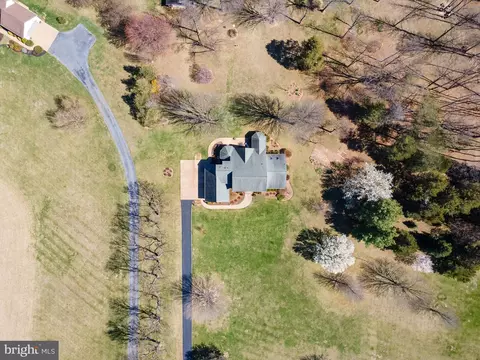 View/Area - 474 Beaver Ln, Mount Jackson, VA 22842 photo 2 of 8