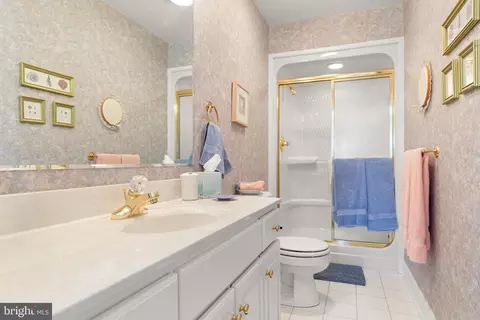 Bath - 474 Beaver Ln, Mount Jackson, VA 22842 photo 4 of 6