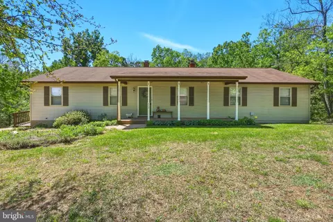 553 Mount Of Olives Trl, Fort Valley, VA 22652