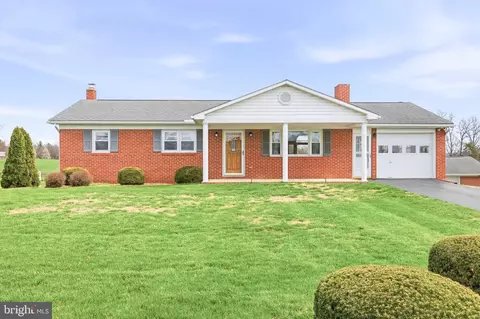 1665 Stoneburner Rd, Edinburg, VA 22824