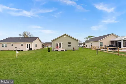 Exterior - 194 Craig St, Mount Jackson, VA 22842 photo 3 of 11