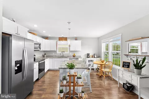 Kitchen - 194 Craig St, Mount Jackson, VA 22842 photo 1 of 4