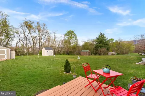 Exterior - 194 Craig St, Mount Jackson, VA 22842 photo 7 of 11