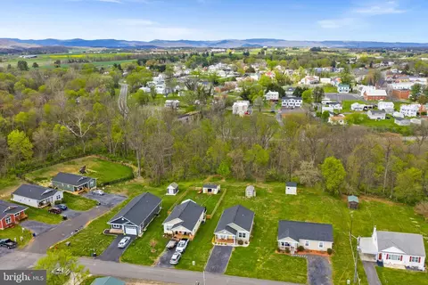 View/Area - 194 Craig St, Mount Jackson, VA 22842 photo 3 of 8
