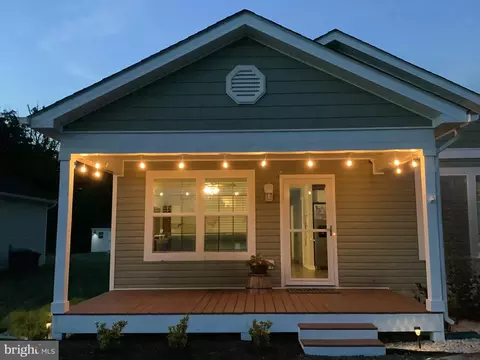 Exterior - 194 Craig St, Mount Jackson, VA 22842 photo 9 of 11