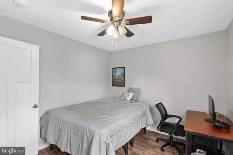Bedroom - 194 Craig St, Mount Jackson, VA 22842 photo 5 of 6