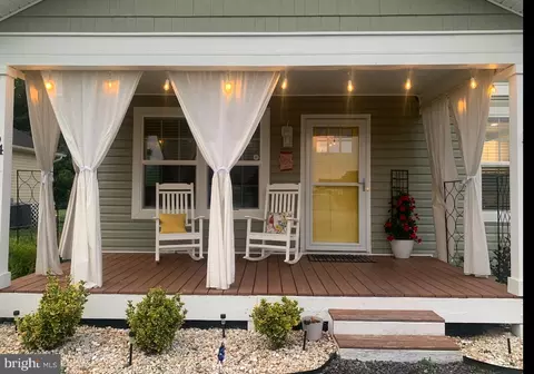 Exterior - 194 Craig St, Mount Jackson, VA 22842 photo 10 of 11