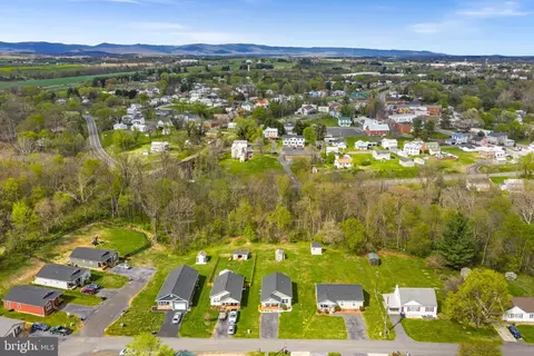 View/Area - 194 Craig St, Mount Jackson, VA 22842 photo 6 of 8