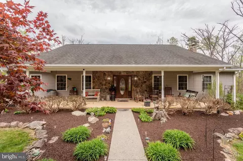 550 Mash Ln, Edinburg, VA 22824