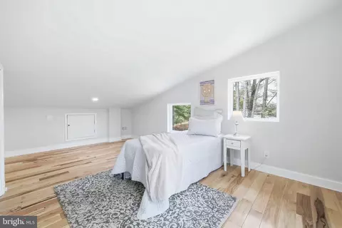 Bedroom - 1034 Greenview, Basye, VA 22810 photo 10 of 10