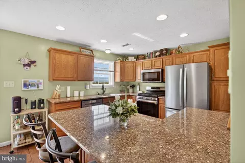 Kitchen - 8570 S Middle Rd, Mount Jackson, VA 22842 photo 3 of 5
